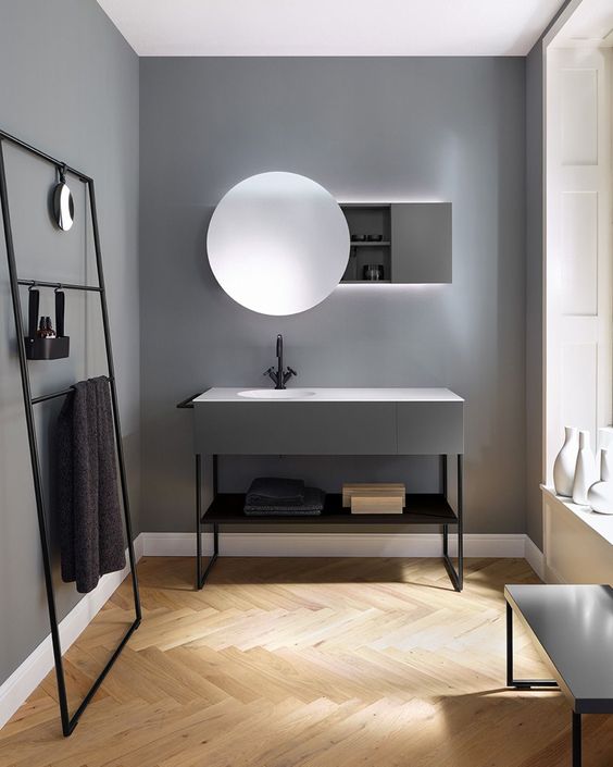 Bagno color grigio