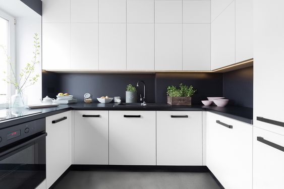 cucina bianca e nera