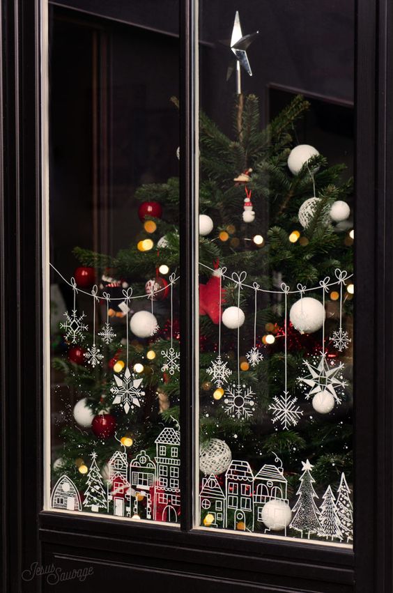 idee per decorare i vetri di casa a natale