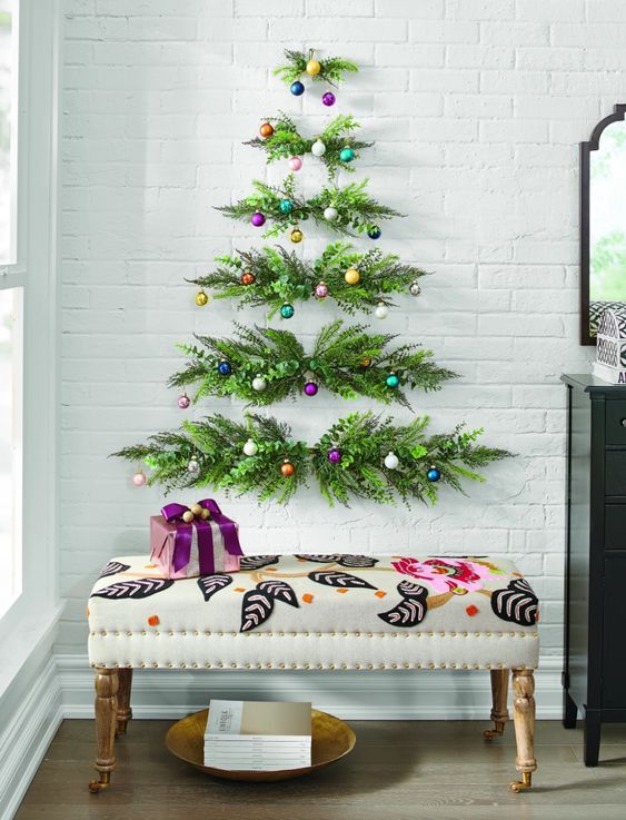 idea albero di natale a parete