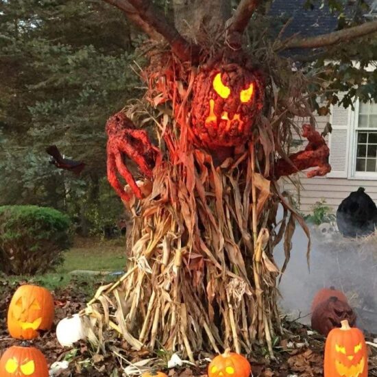 idee di decorazioni giardino halloween